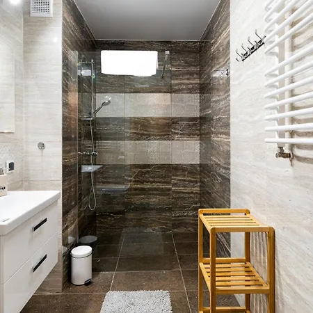 Przystanek * Karpacz